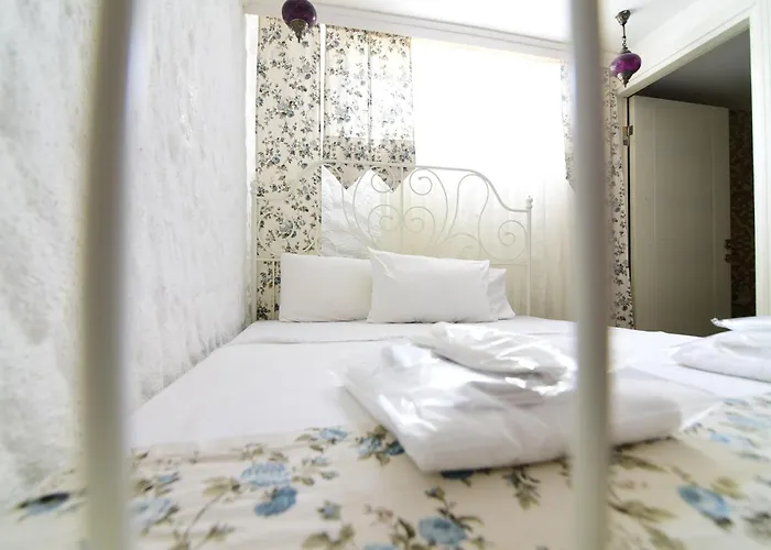 My Adress Butik Hotel 4*