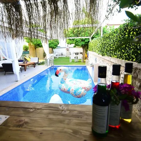 My Adress Butik Hotel 4*