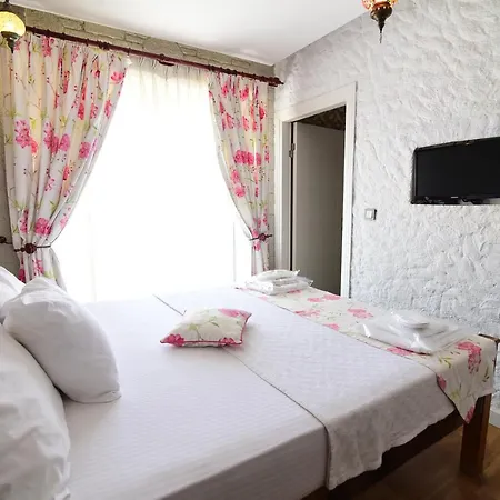 My Adress Butik Hotel 4*